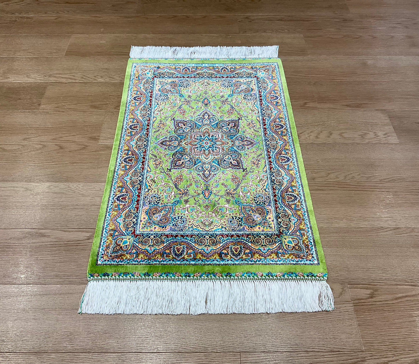 ペルシャンシルク 90cm x 60cm PS10826