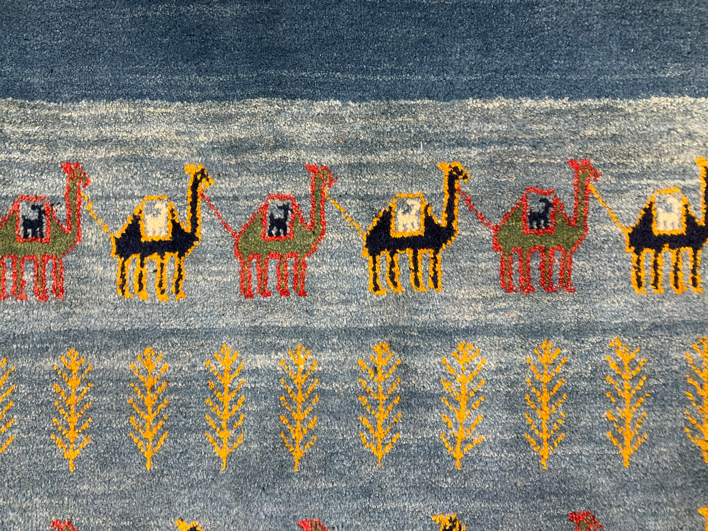 ギャッベ 117cm x 85cm RJ13517