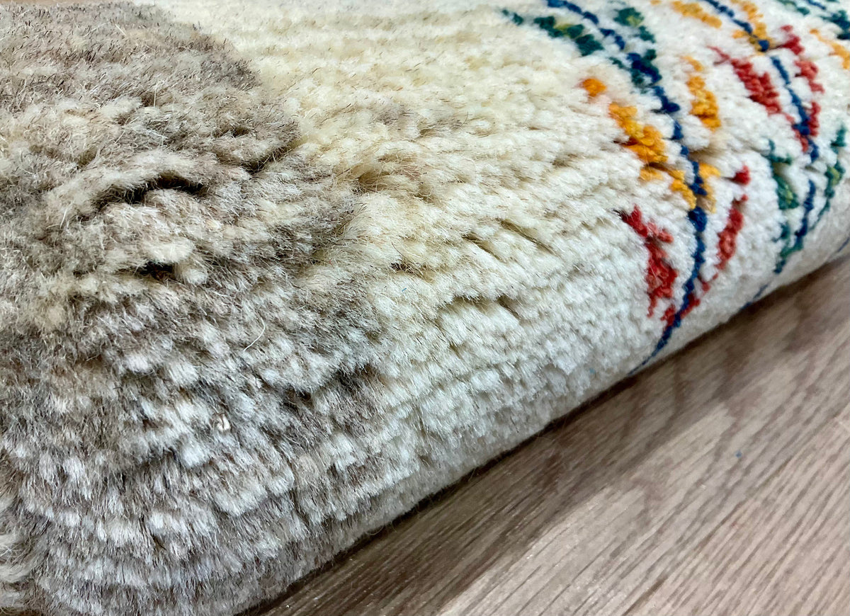 【福岡店】ギャッベ 44cm x 41cm Z3665