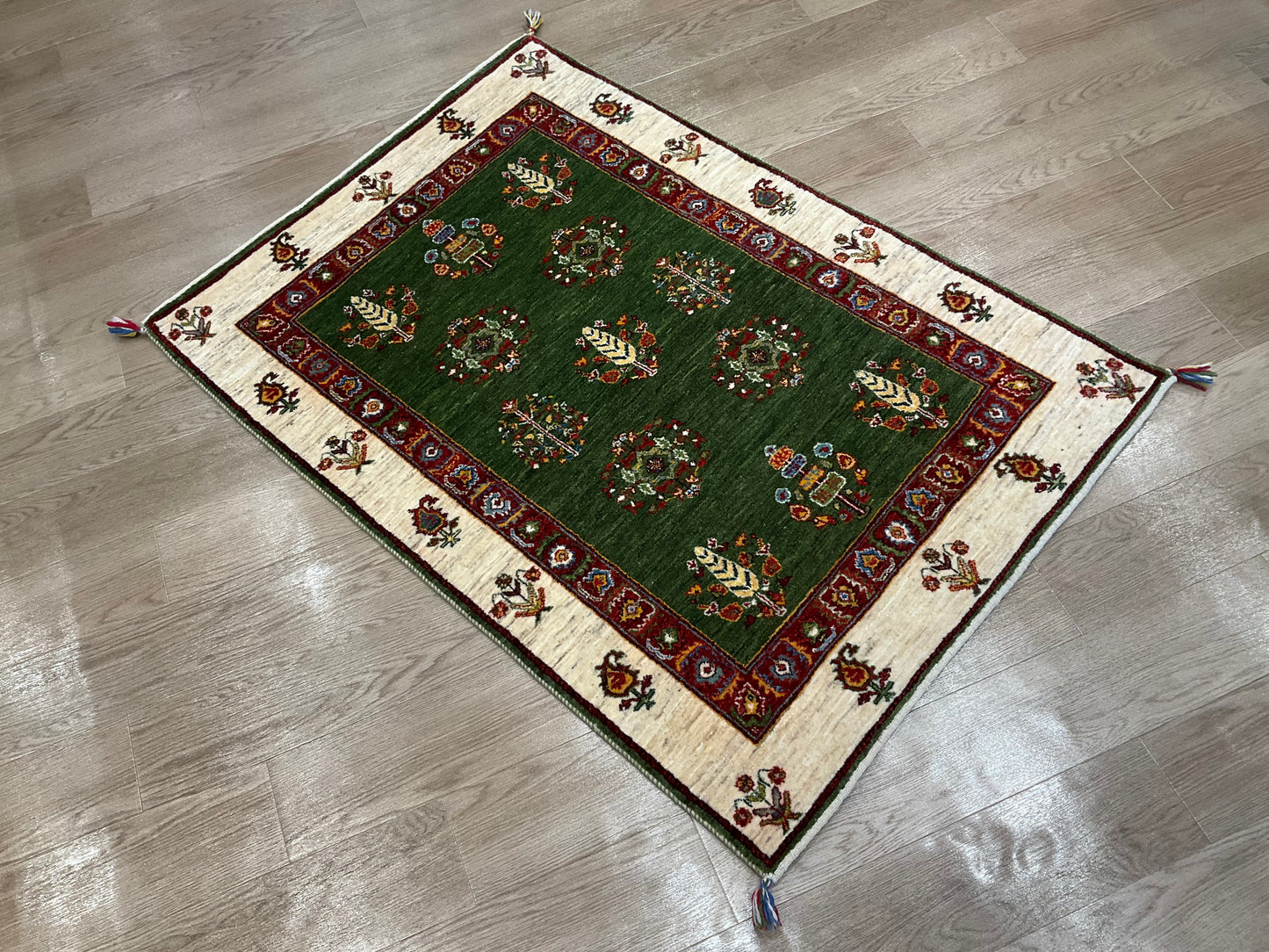 カシュクリ 146cm x 102cm  RJ2951