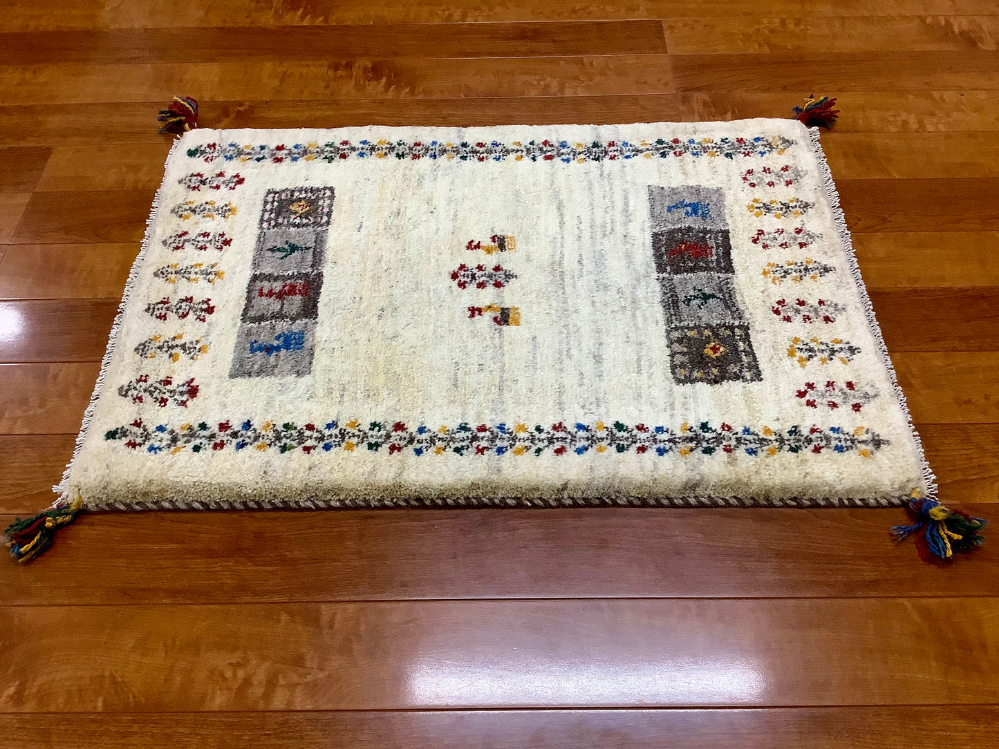 【オンライン限定】ギャッベ 90cm x 62cm RJ14099