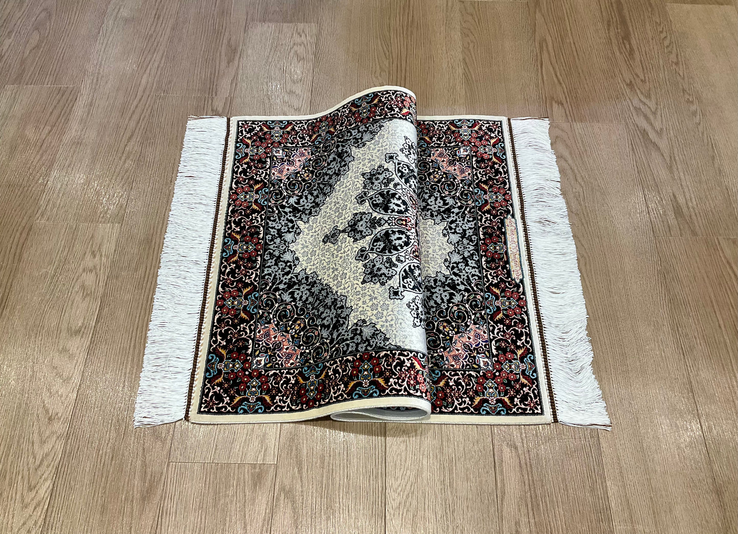 ペルシャンシルク 90cm x 60cm PS10673