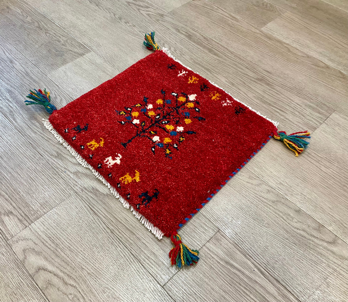 【福岡店】ギャッベ 41cm x 38cm Z3386