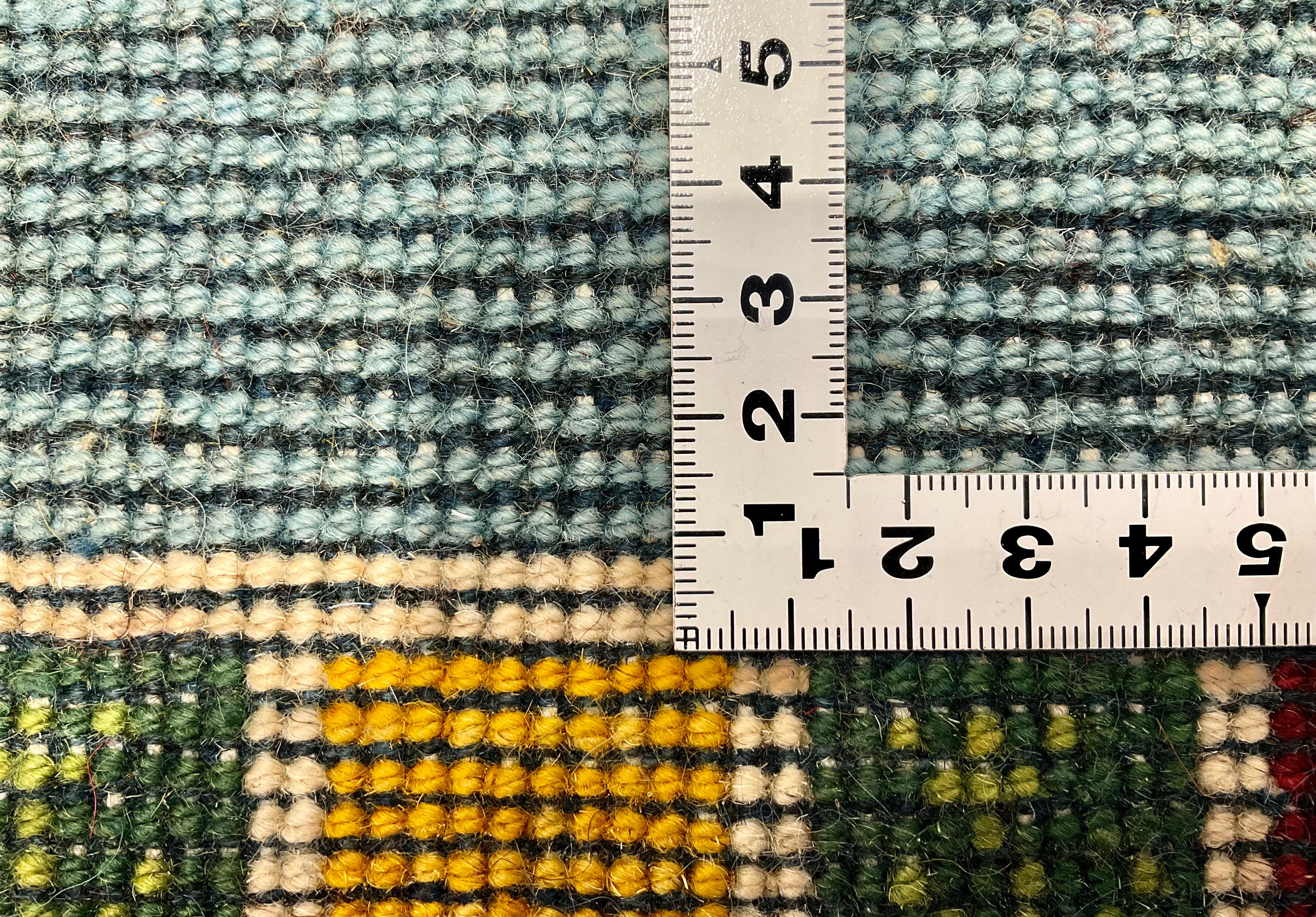 ギャッベ 40cm x 38cm Z841 – ペルシャ絨毯専門店 ペルシャンパトリス