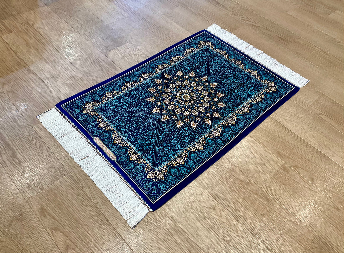 ペルシャンシルク 90cm x 60cm PS10742