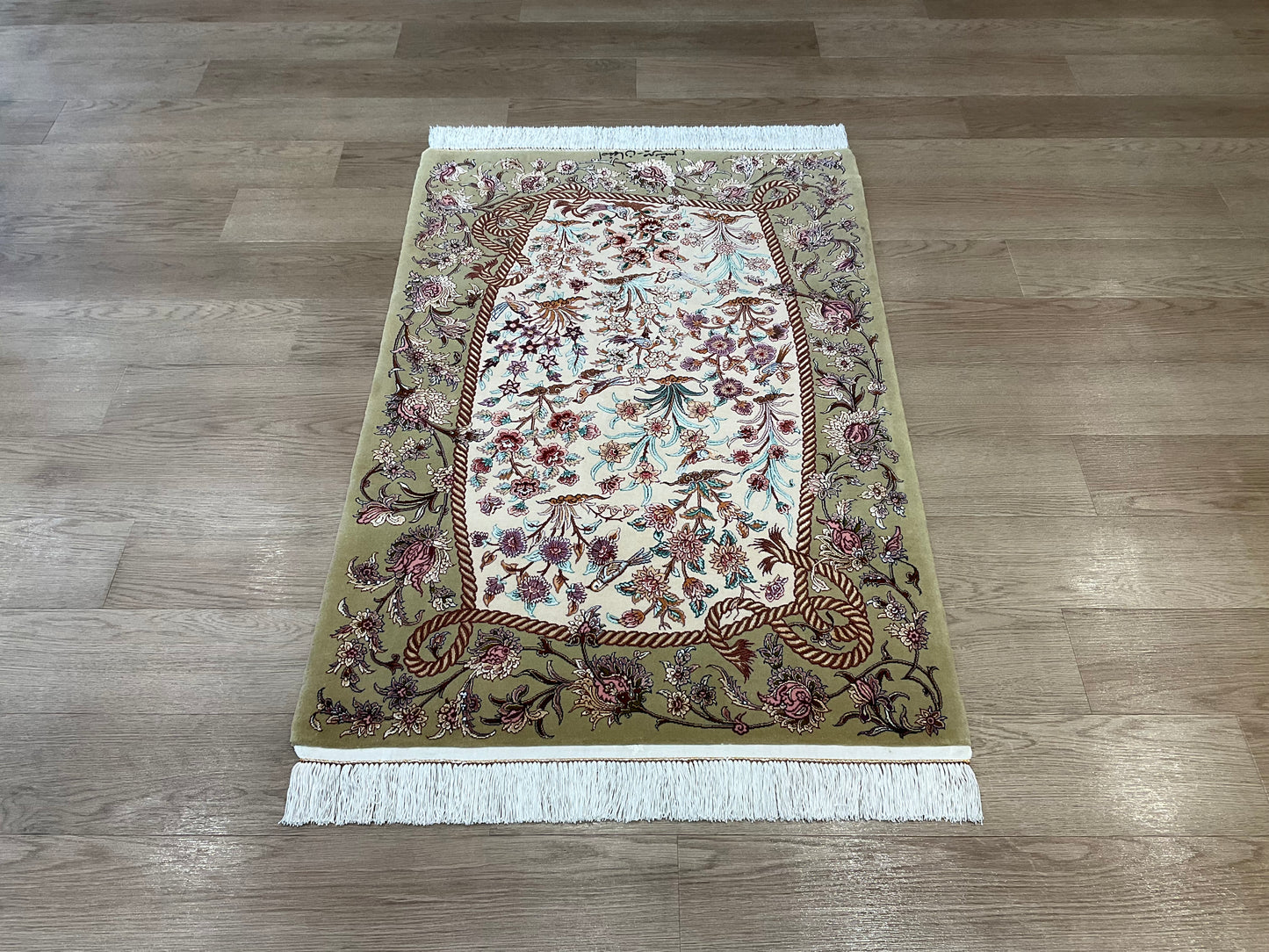 イスファハン ミルシャームス工房 124cm x 85cm PS10901