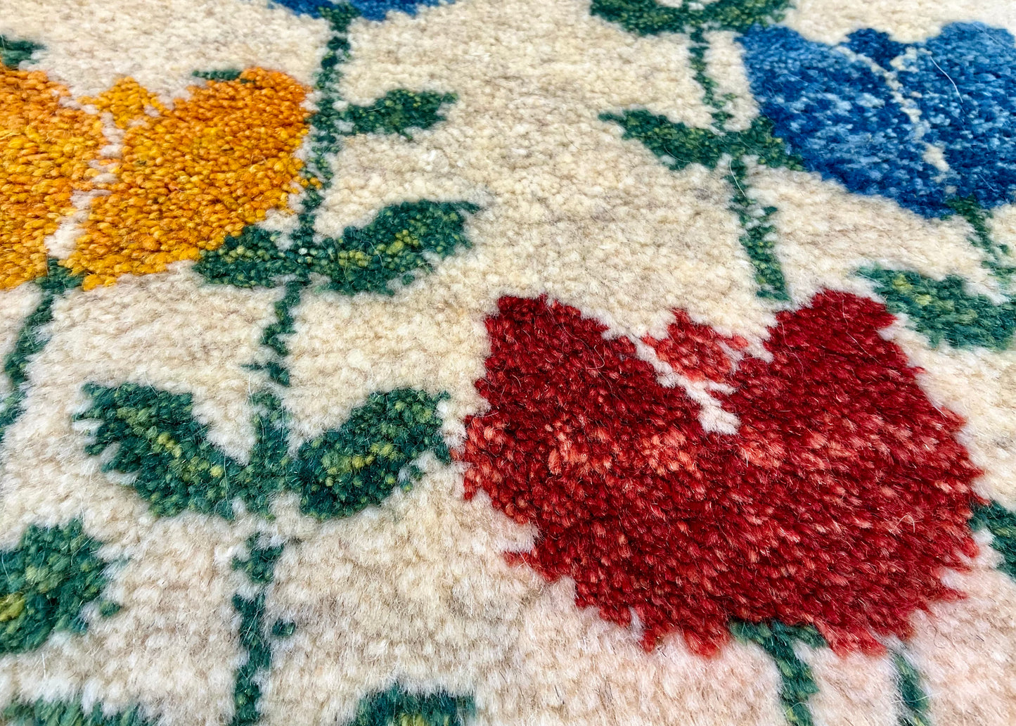 ギャッベ 41cm x 39cm Z107