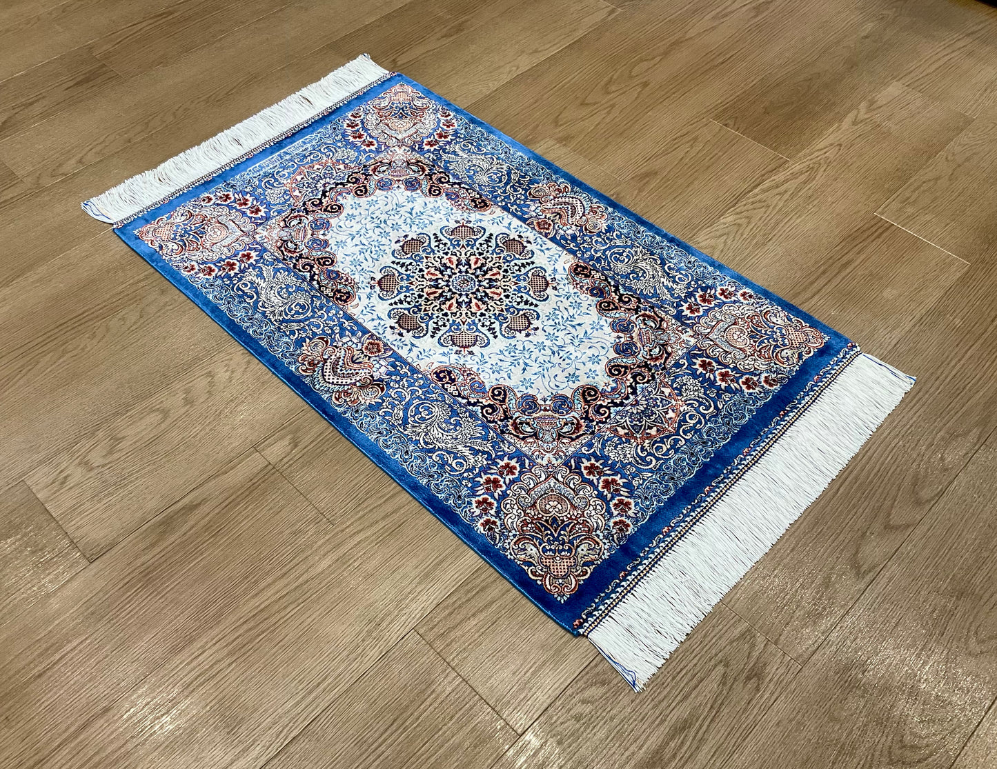 ペルシャンシルク 90cm x 60cm PS10942