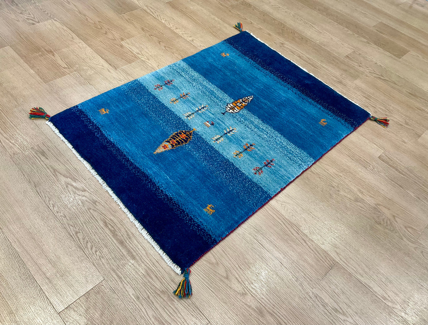ギャッベ 120cm x 85cm RJ10430