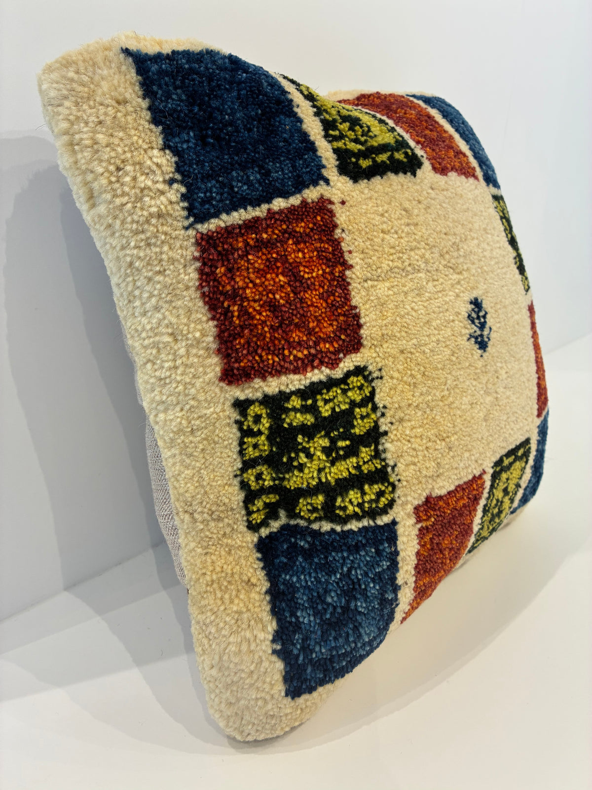 【千葉店】ギャッベクッション 48cm x 51cm Z2874