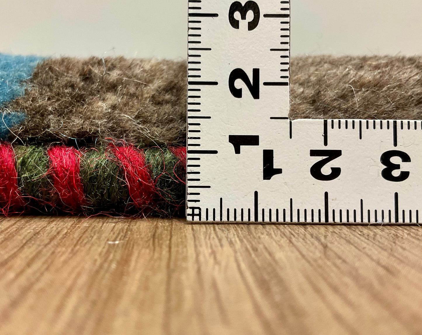 ギャッベ 43cm x 40cm T9949