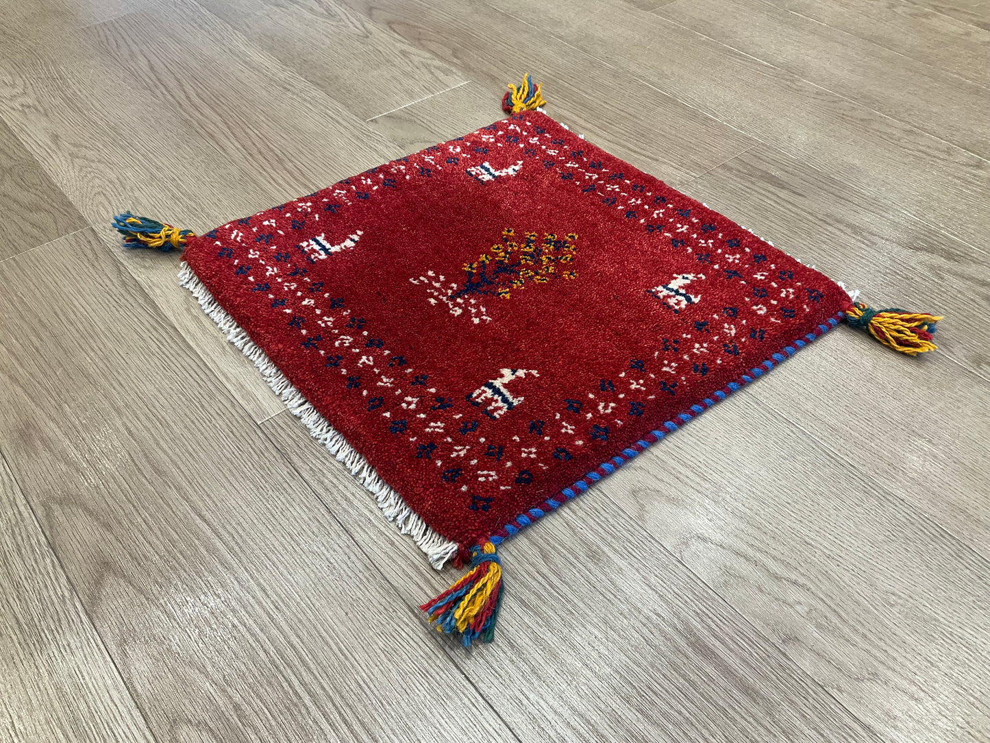 ギャッベ 41cm x 41cm T415