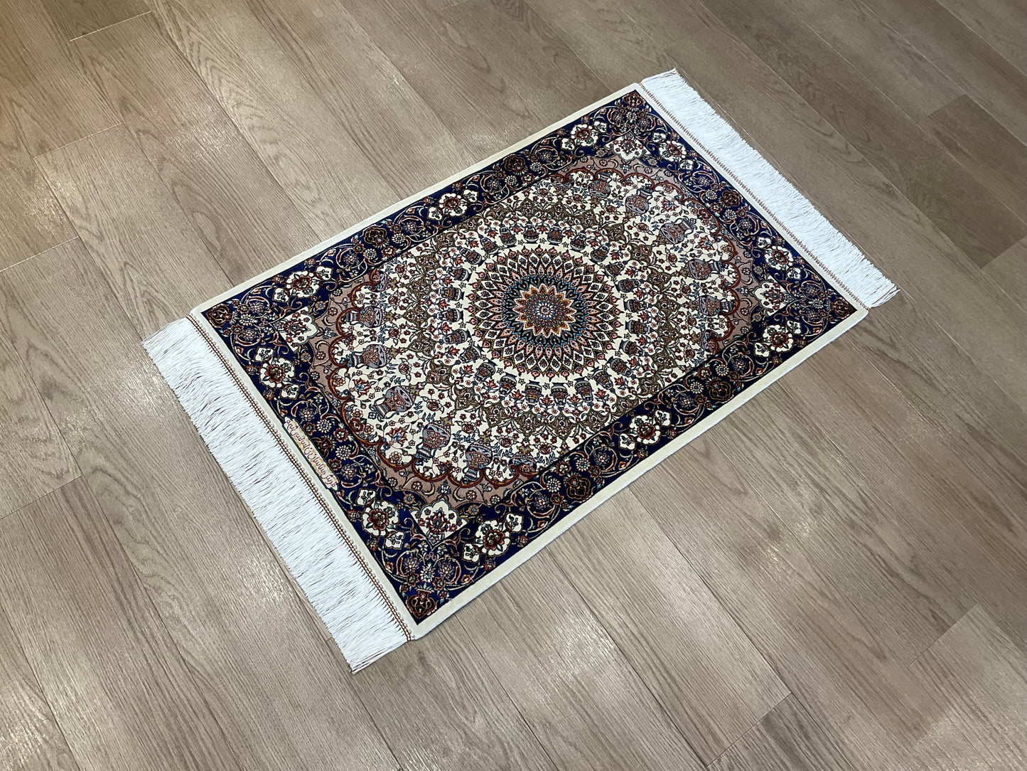 ペルシャンシルク 90cm x 60cm PS10807