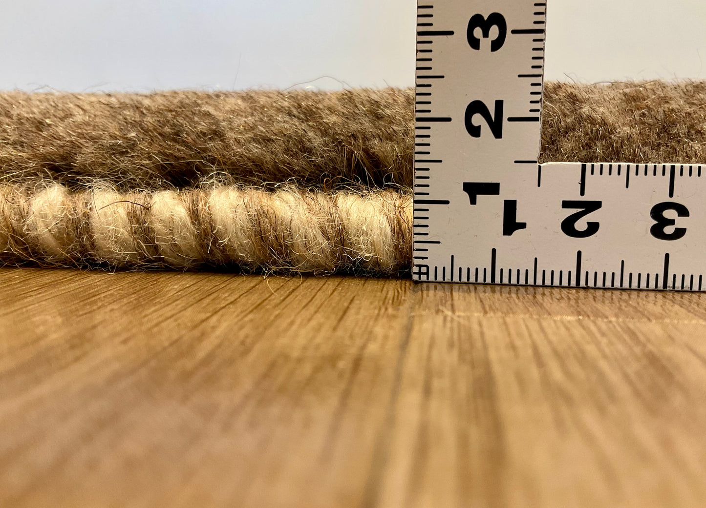 ギャッベ 44cm x 39cm Z1186