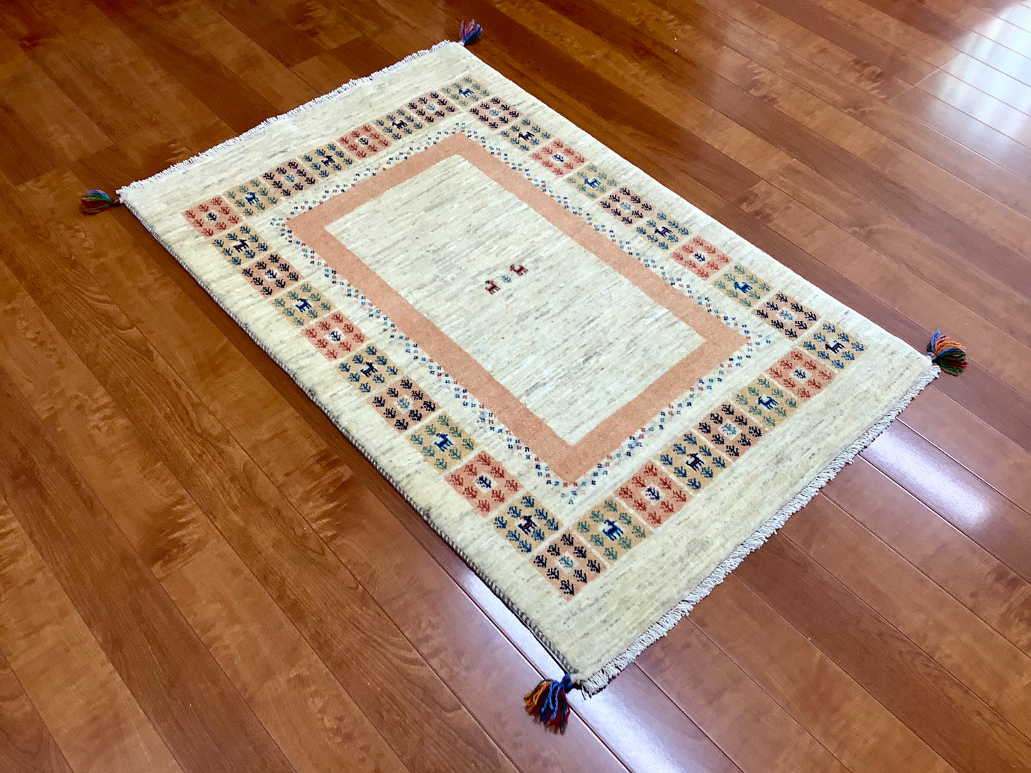 【オンライン限定】カシュクリ 125cm x 80cm RJ3167