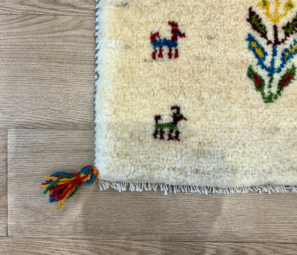 【福岡店】ギャッベ 43cm x 37cm Z3680