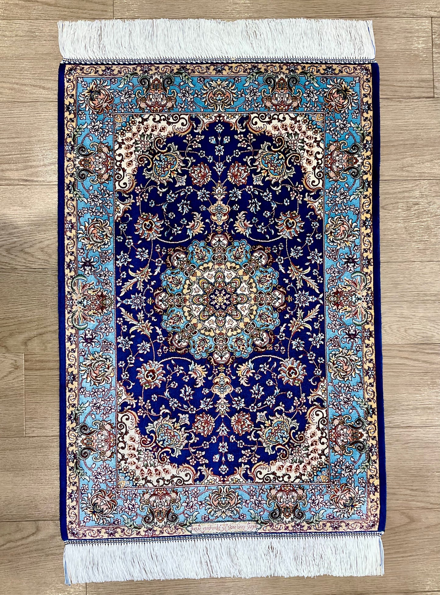 ペルシャンシルク 90cm x 60cm PS10731
