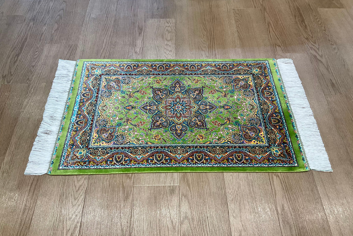 ペルシャンシルク 90cm x 60cm PS10826