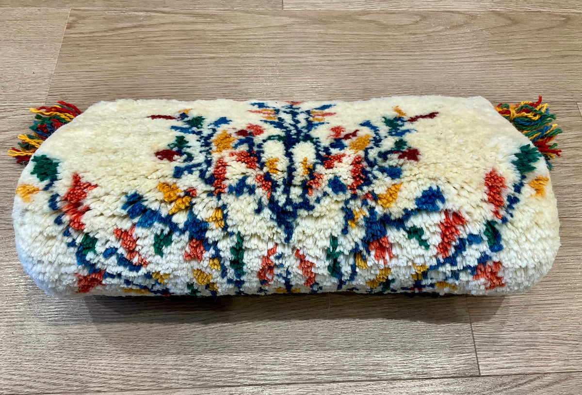 【福岡店】ギャッベ 42cm x 41cm Z3685