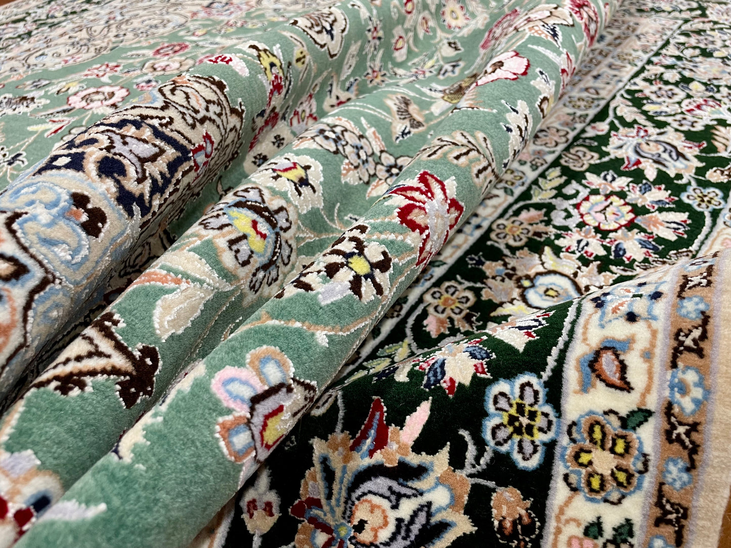 【オンライン限定】ナインシシラ ハビビアン工房 233cm x 154cm PS2265
