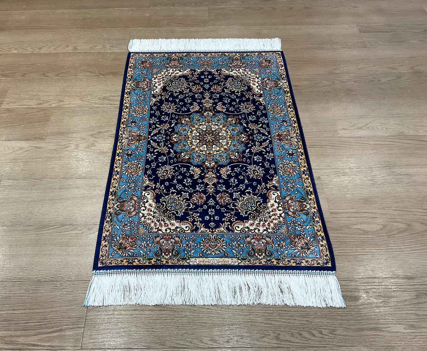 ペルシャンシルク 90cm x 60cm PS10569