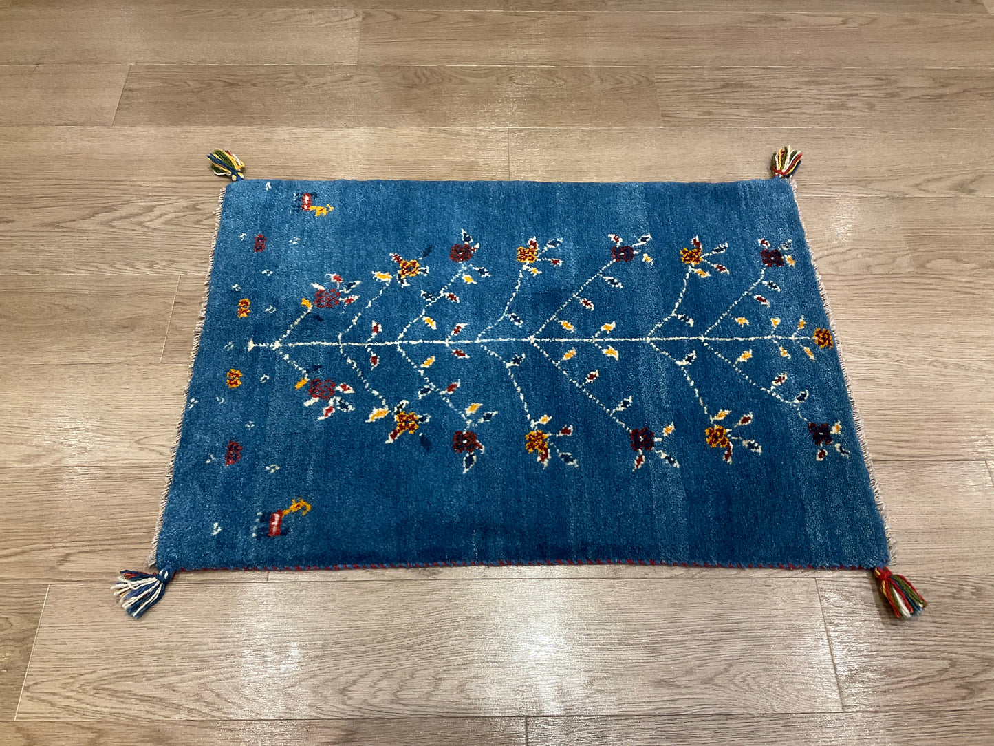 ギャッベ 88cm x 62cm RJ741
