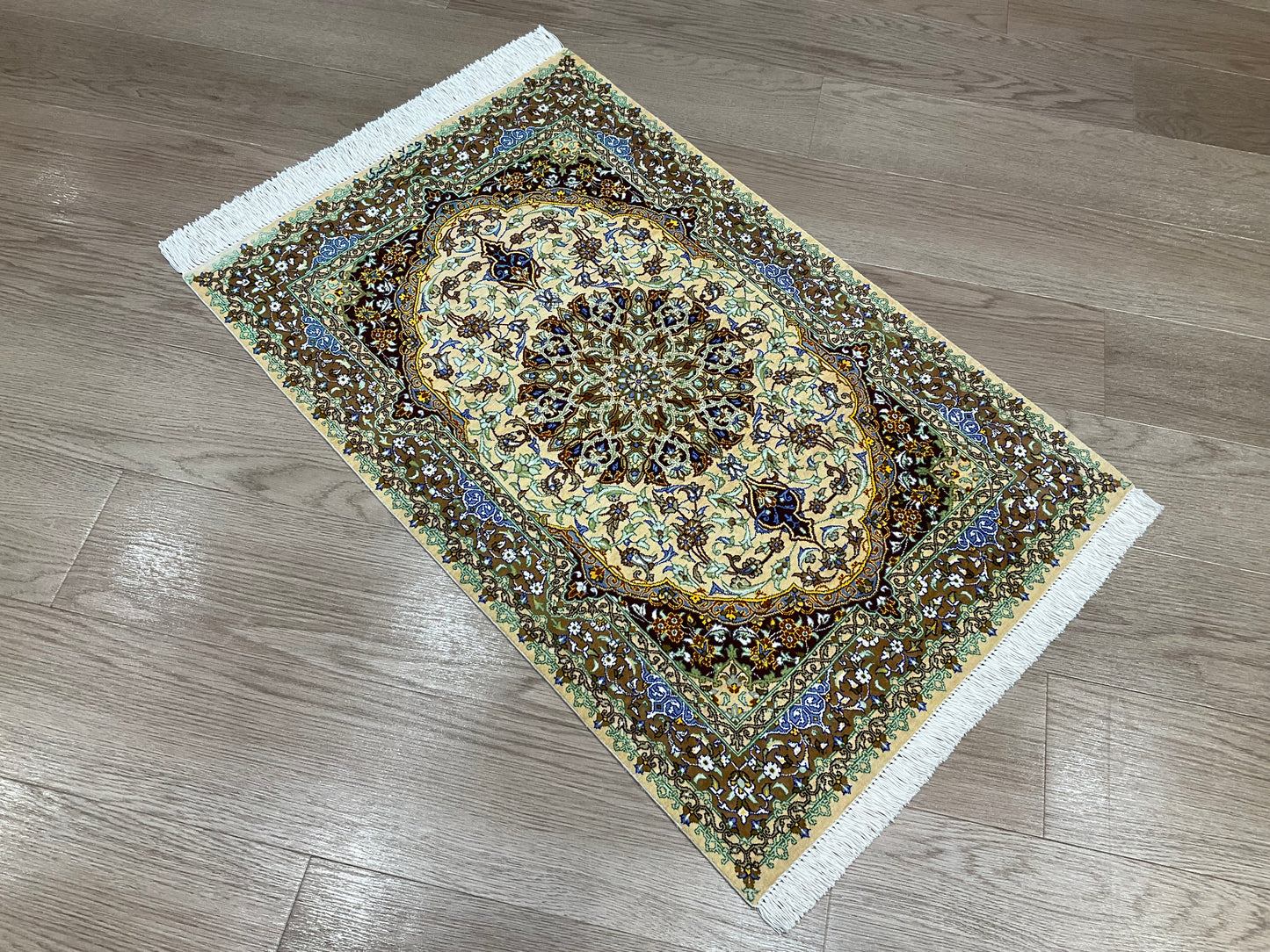 クム アミリー工房 90cm x 59cm NT13840