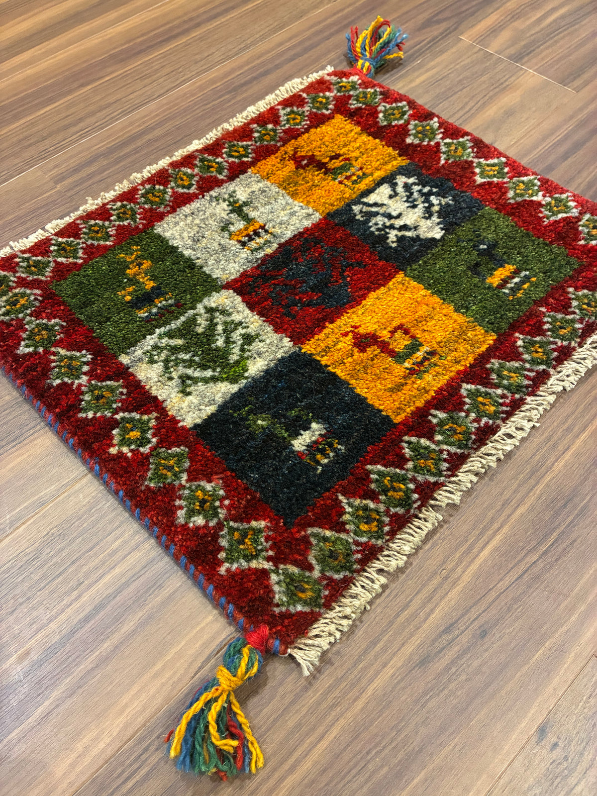 【千葉店】ギャッベ 45cm x 37cm Z3380