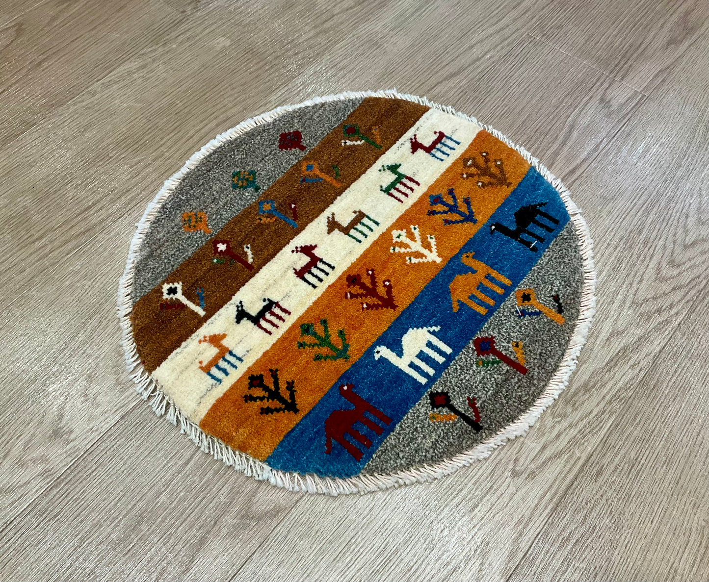 ギャッベ アマレバフト 40cm x 39cm T2185