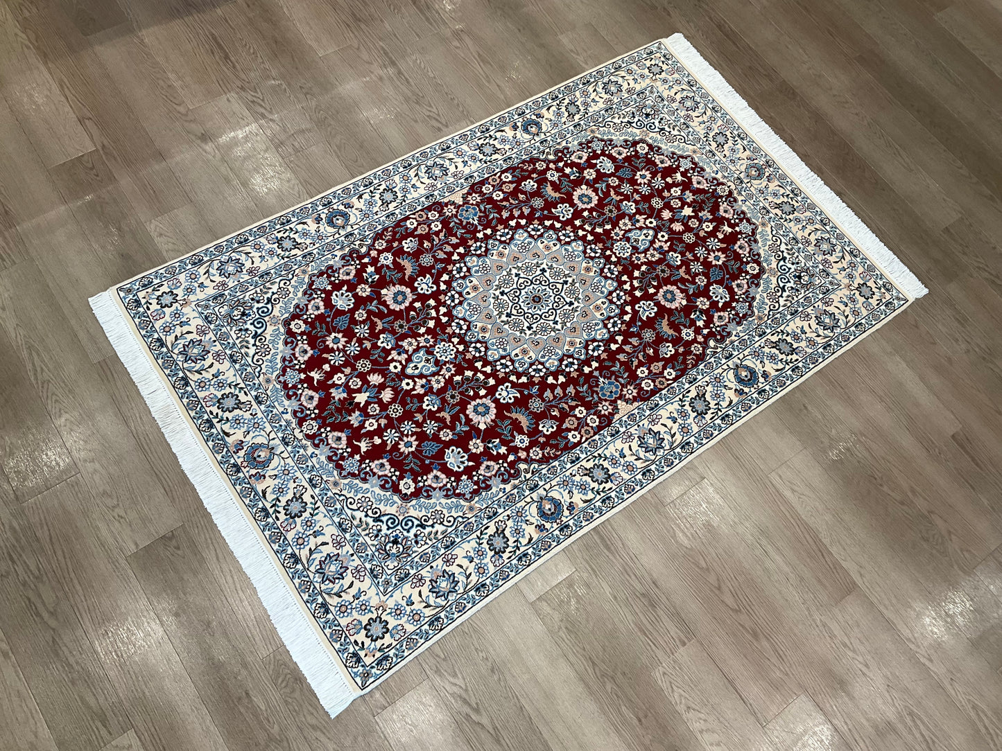 ナイン 202cm x 130cm PS2460
