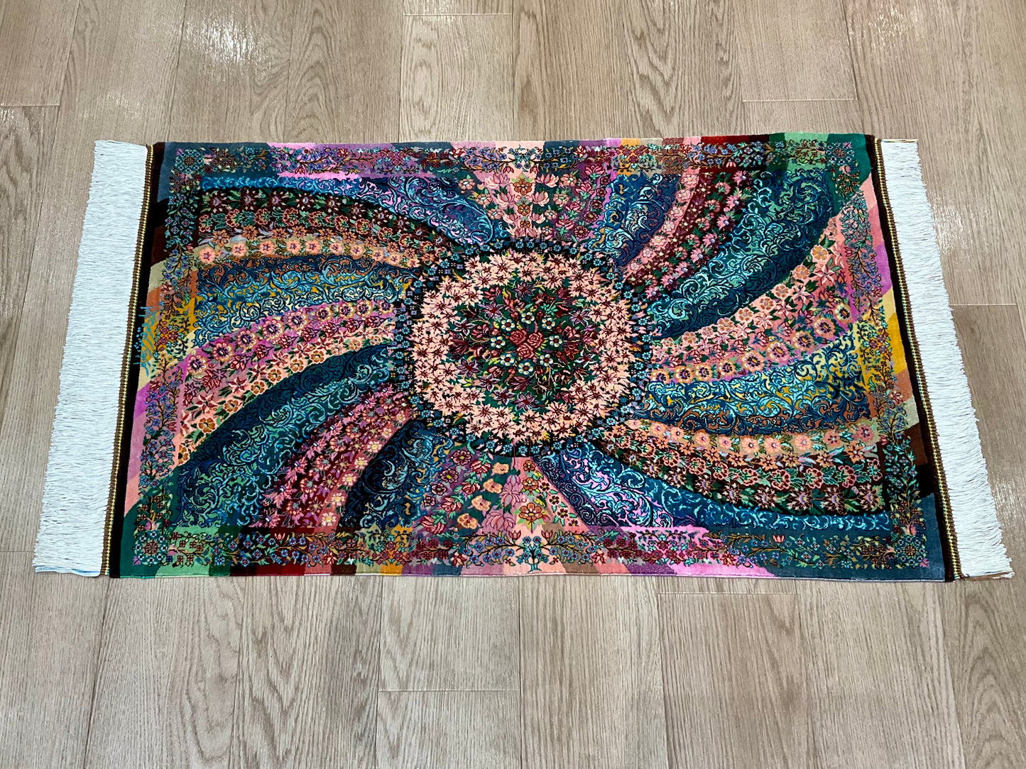 クム バハラミ工房 93cm x 58cm PS9923