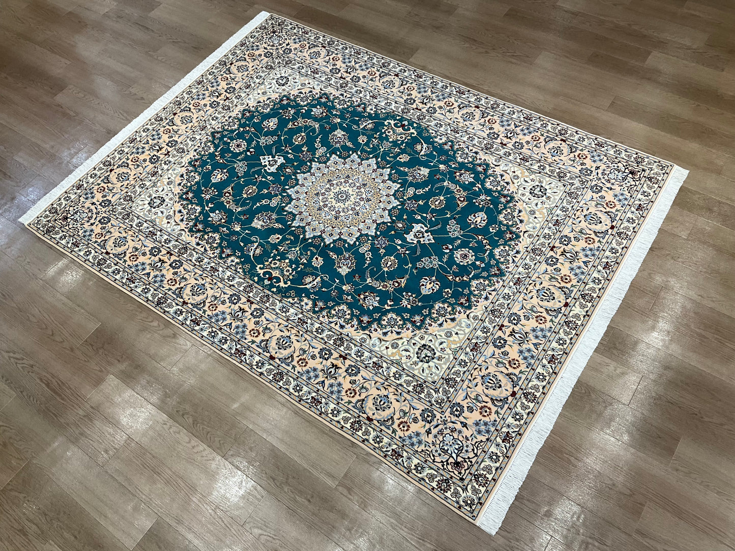 ナインシシラ ハビビアン工房 270cm x 207cm PS8622