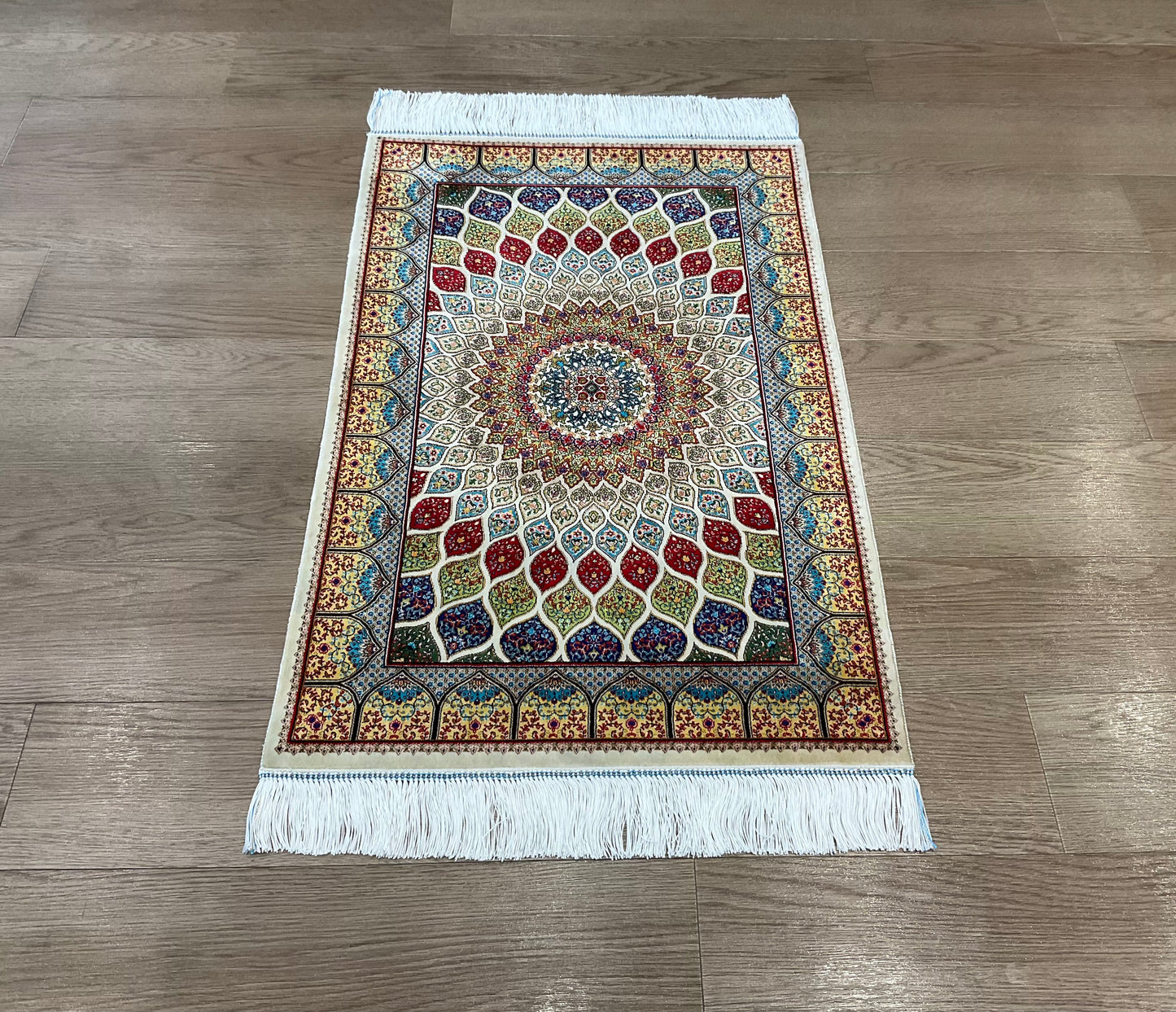 ペルシャンシルク 90cm x 60cm PS10770