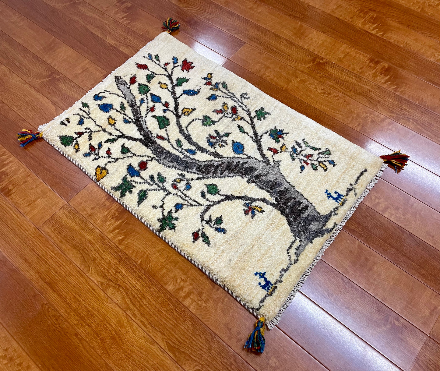 【オンライン限定】ギャッベ 88cm x 58cm RJ13801