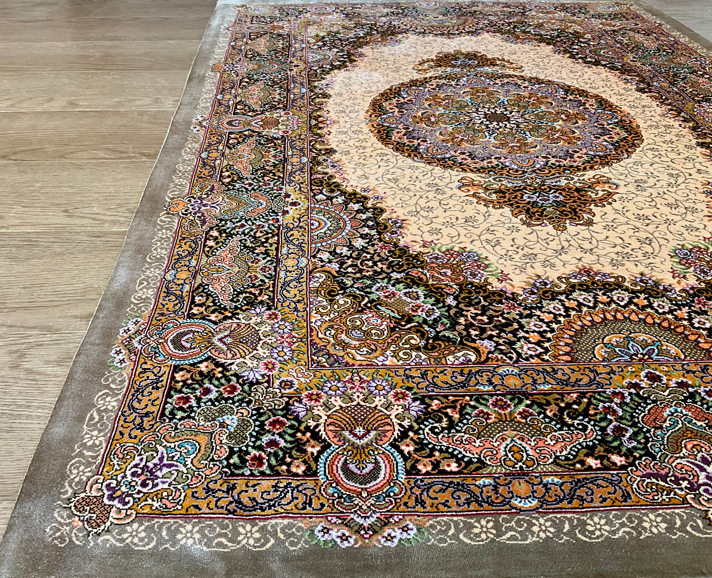 クム メイマリヤン工房 124cm x 82cm A22567