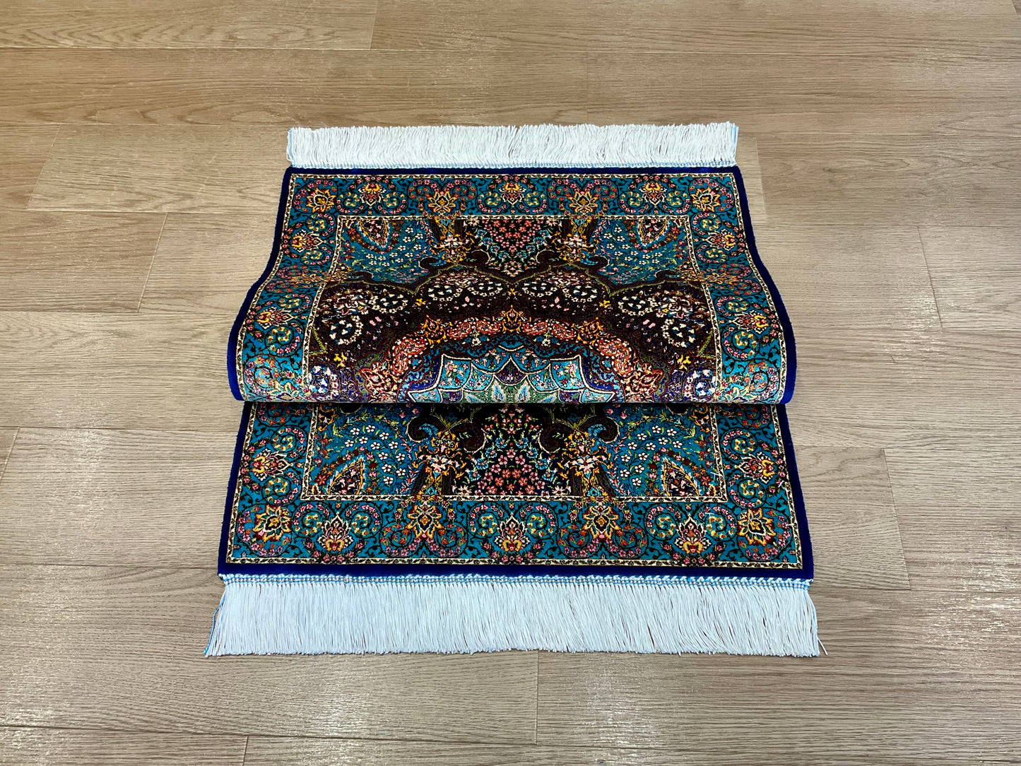 ペルシャンシルク 90cm x 60cm PS10778