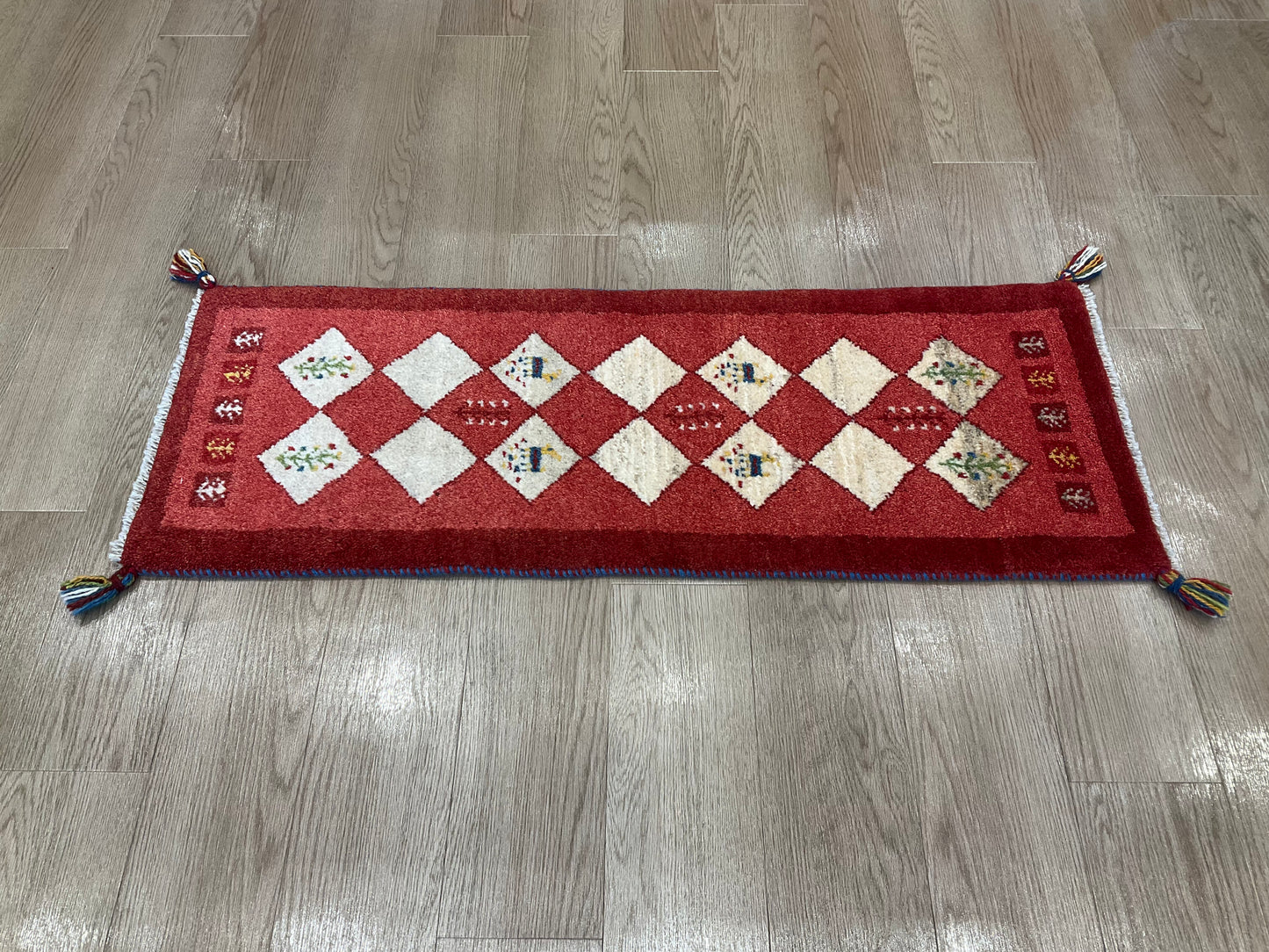 ギャッベ  116cm x 43cm RD7679