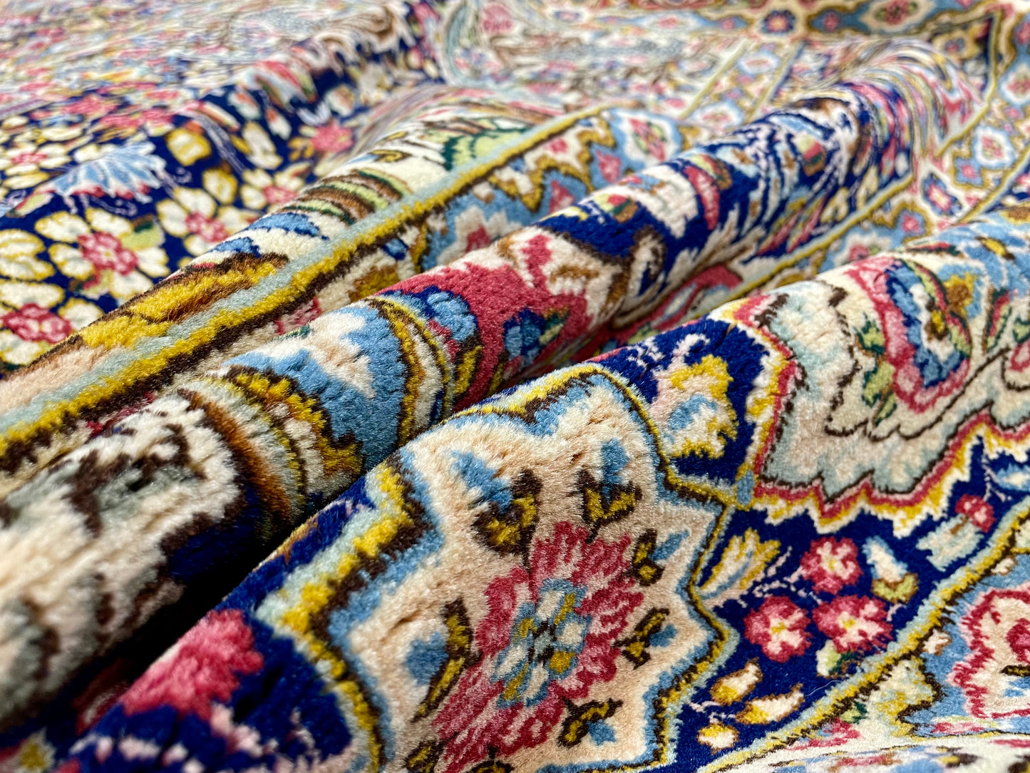 【オンライン限定】ケルマン 235cm x 155cm NT6539