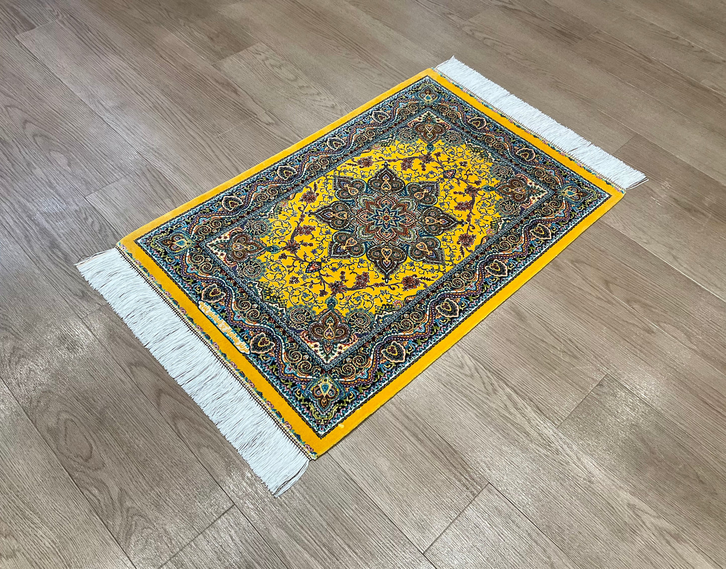 ペルシャンシルク 90cm x 60cm PS10940