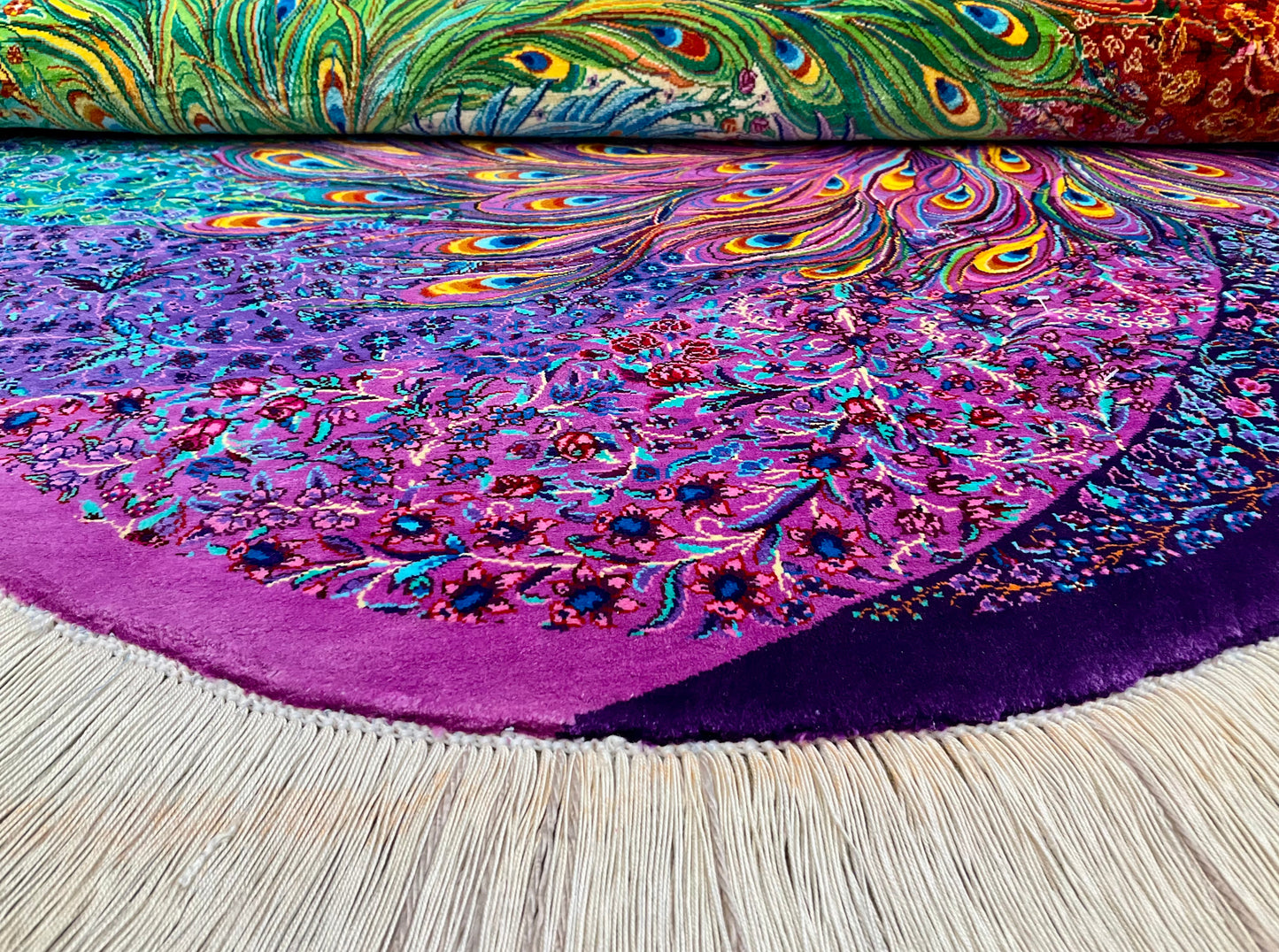 クム バハラミ工房 117cm x 82cm(楕円形) PS9357