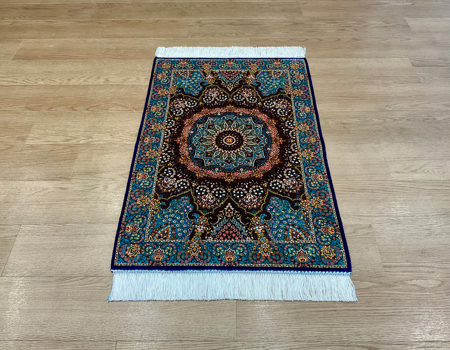 ペルシャンシルク 90cm x 60cm PS10778