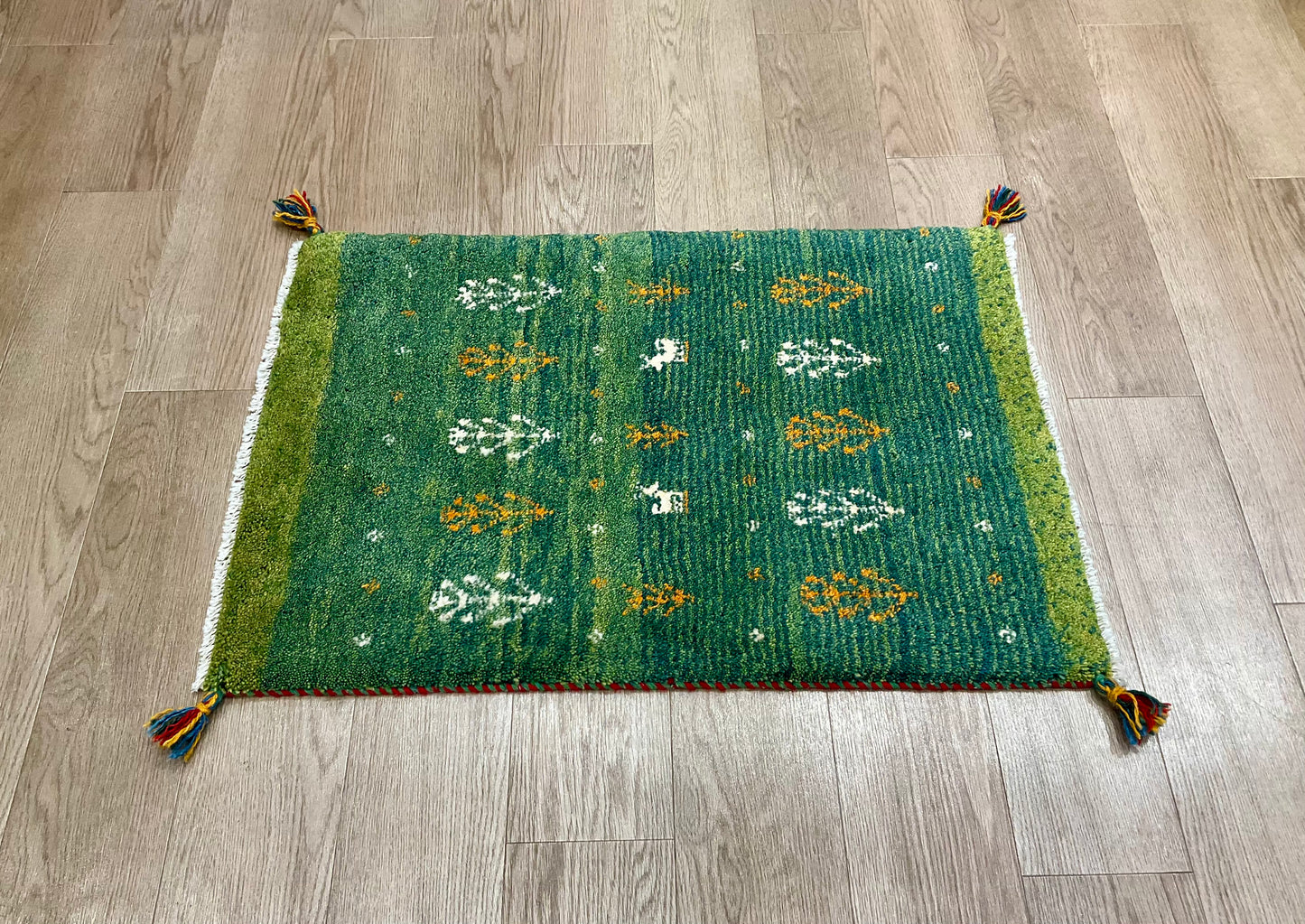 ギャッベ 90cm x 60cm RJ11566