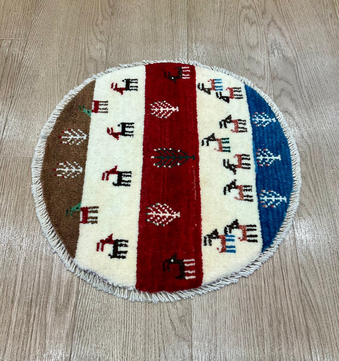 ギャッベ アマレバフト 42cm x 41cm AJ21748