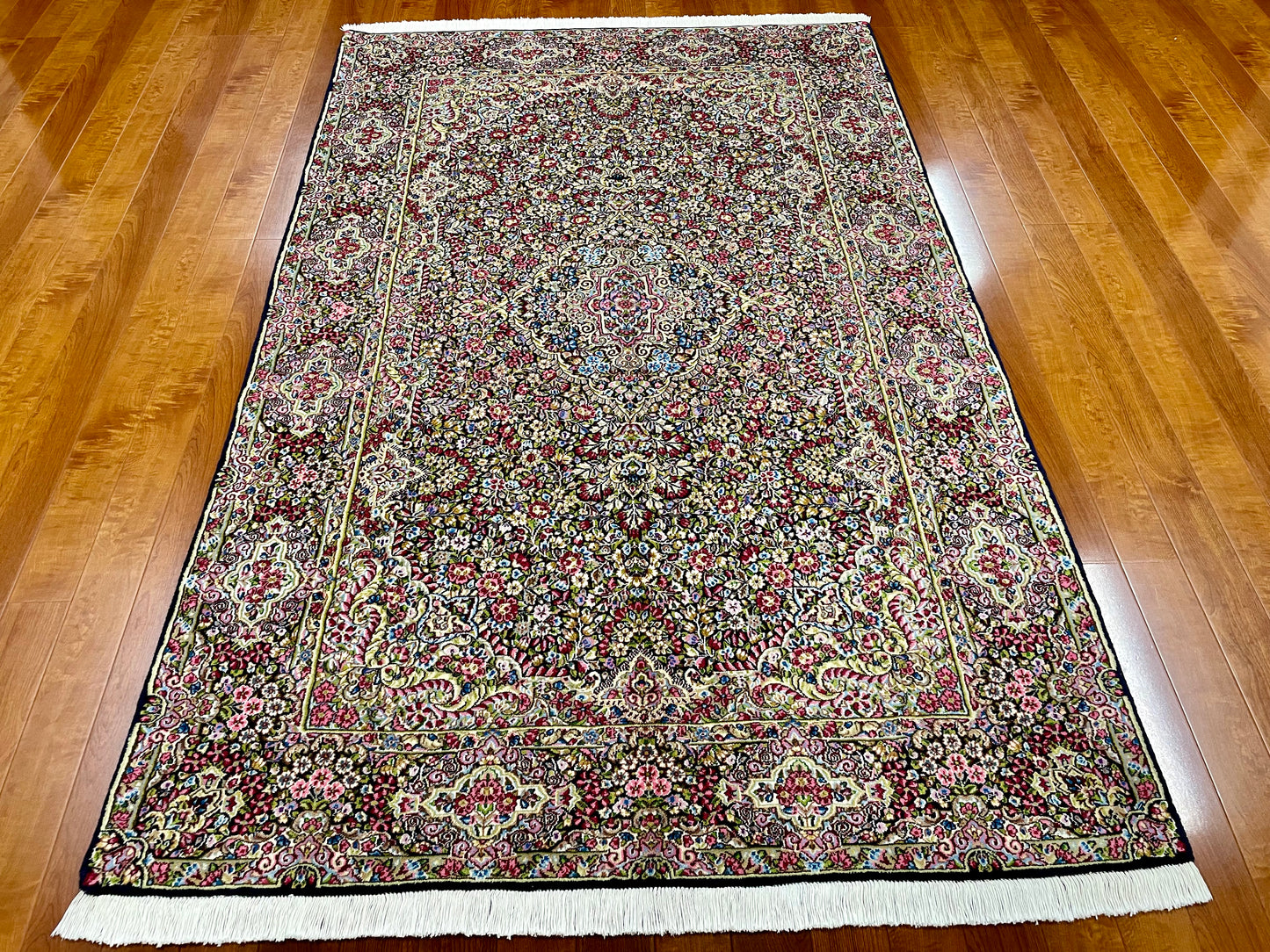 【オンライン限定】ケルマン 232cm x 150cm NT10176
