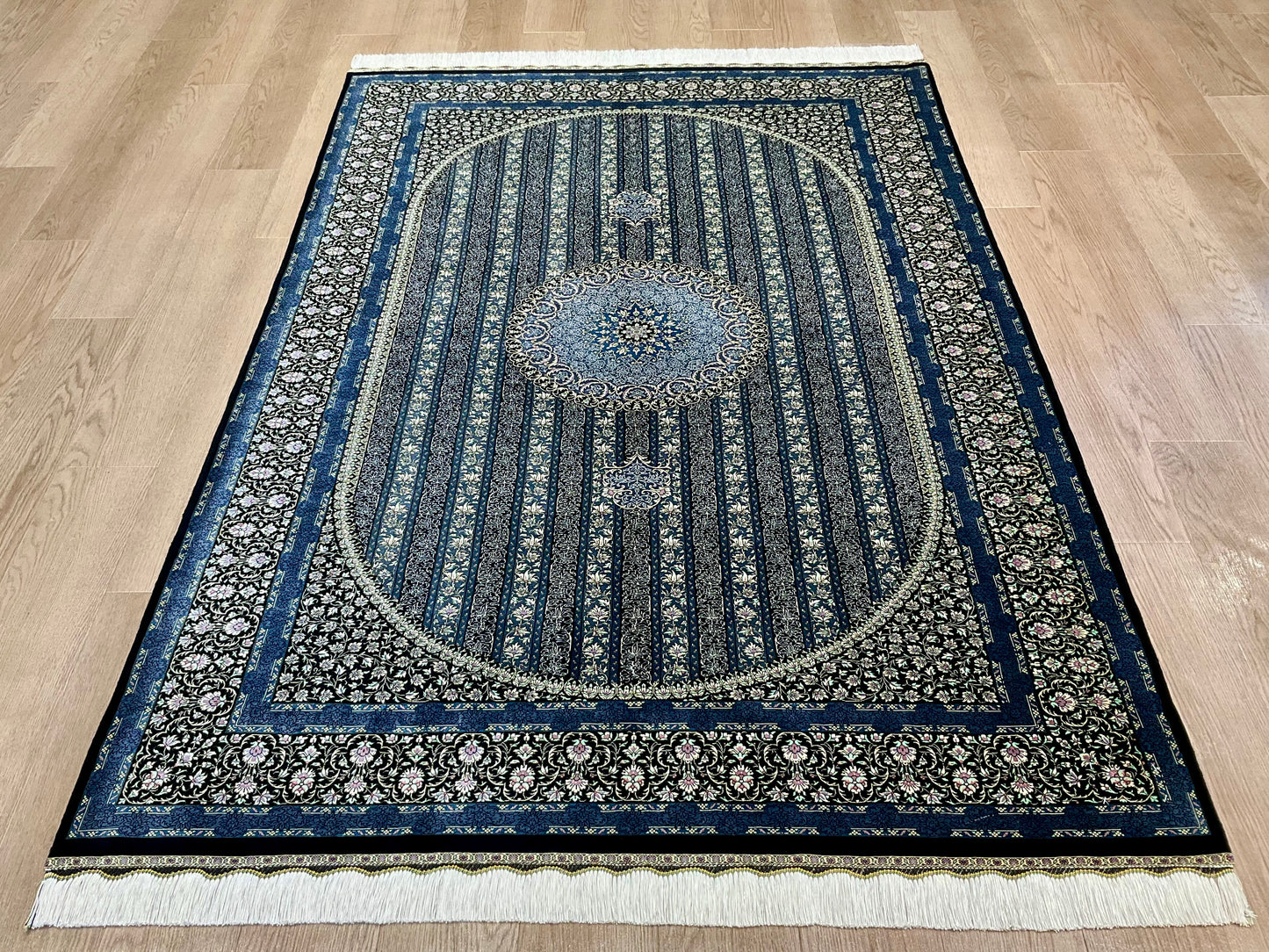 クム マスミ(マースミ)工房 206cm x 137cm JM238