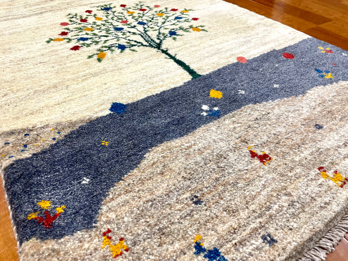 【オンライン限定】ギャッベ 125cm x 87cm RJ8114
