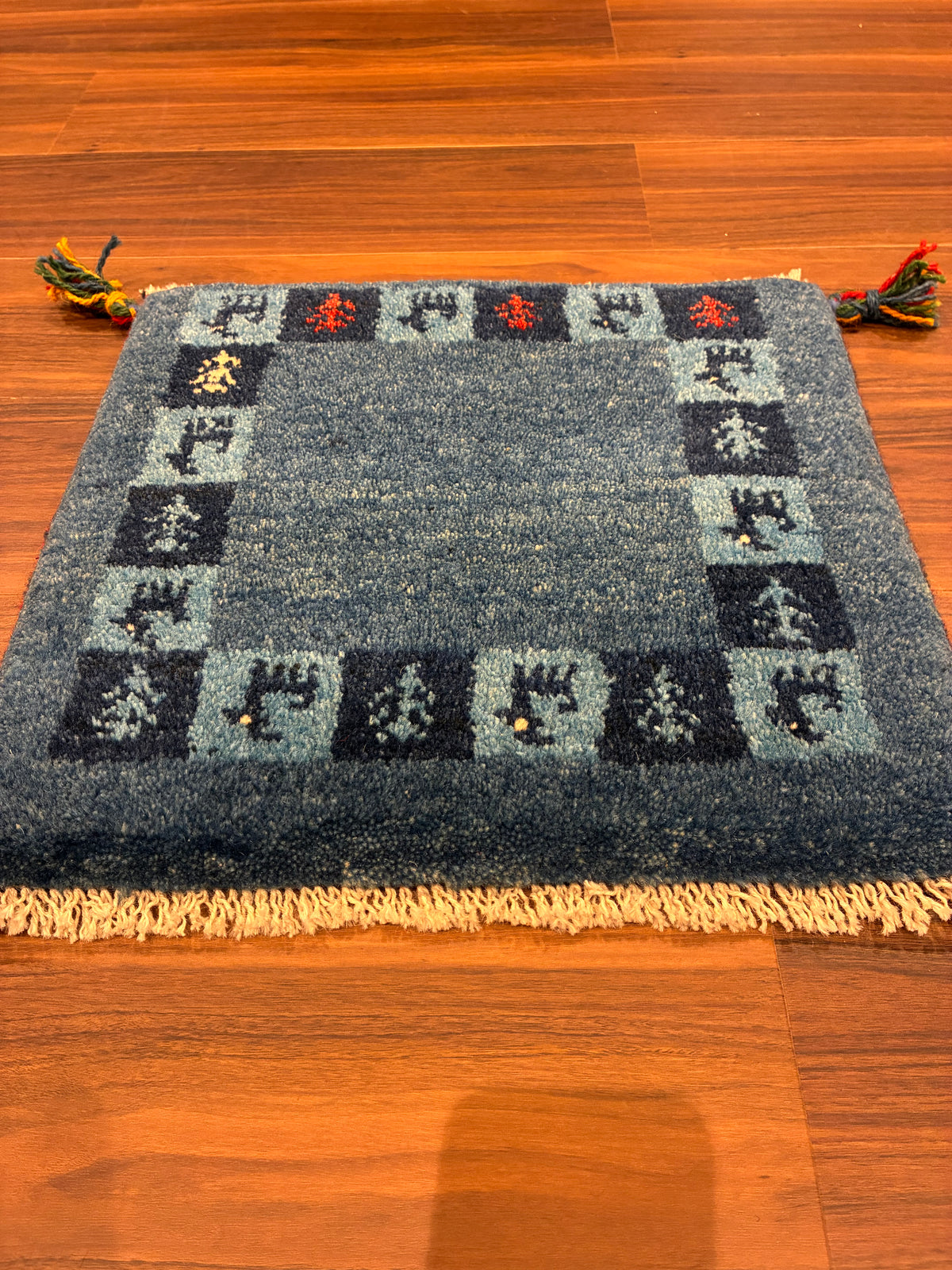 【千葉店】ギャッベ 43cm x 39cm Z3595
