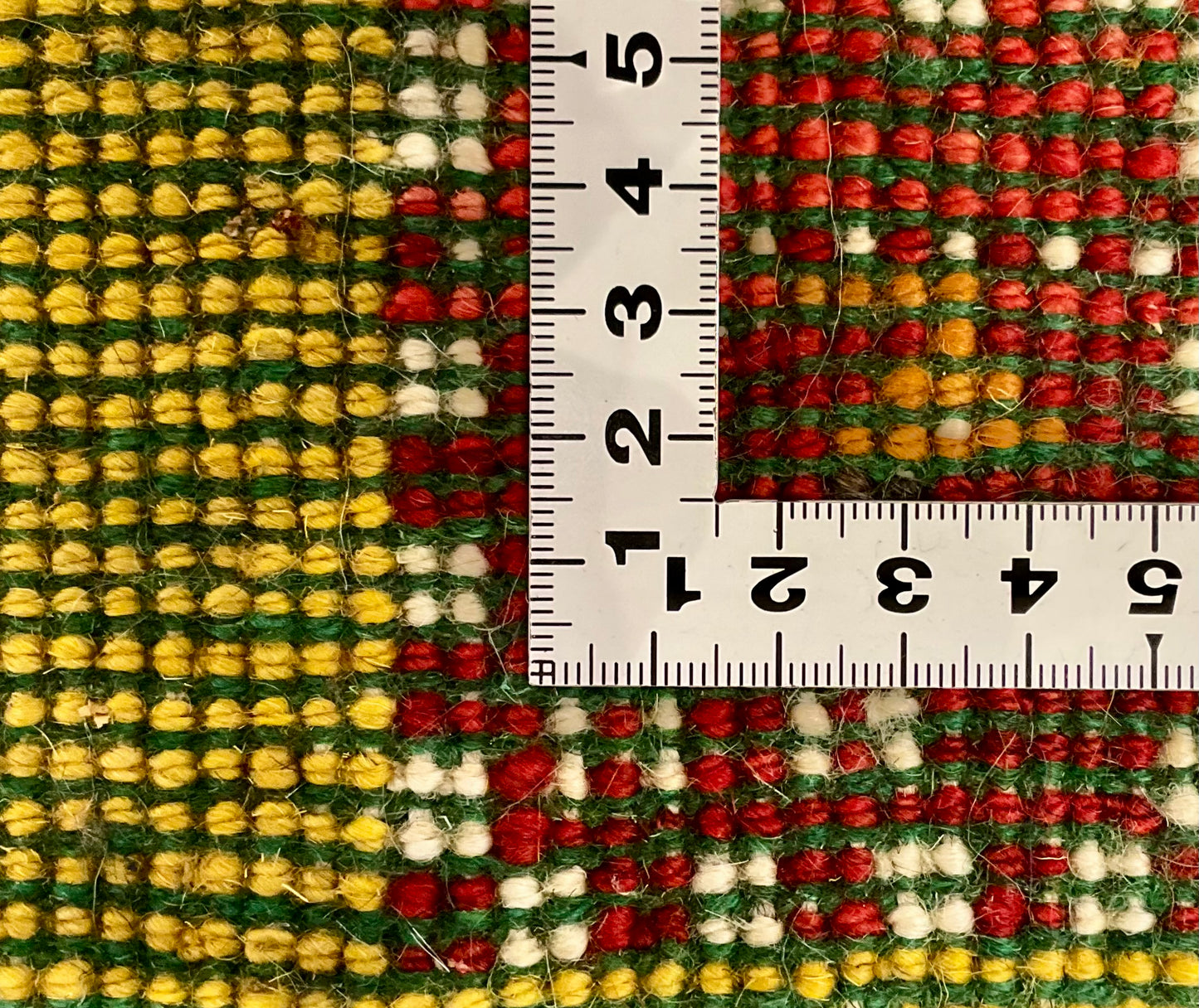 ギャッベ 44cm x 40cm Z1782