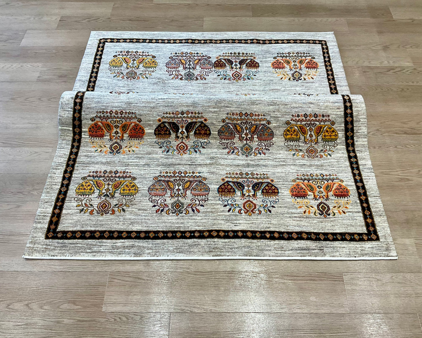 カシュクリ 193cm x 149cm RJ14840