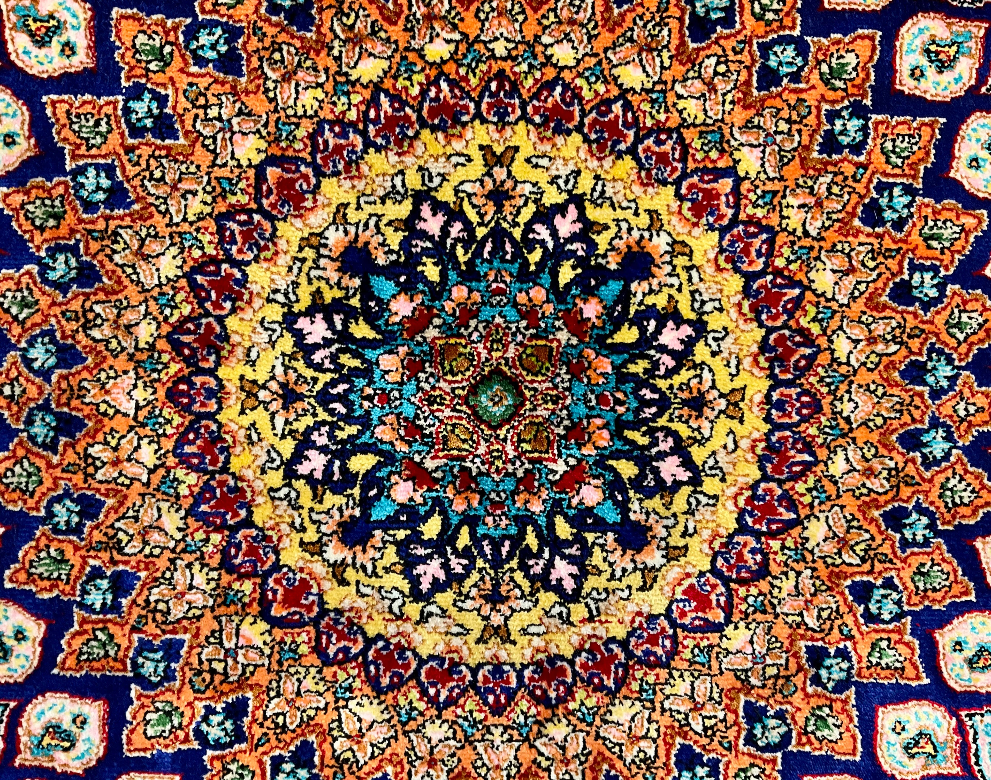 ペルシャンシルク 120cm x 80cm PS10445 – ペルシャ絨毯専門店